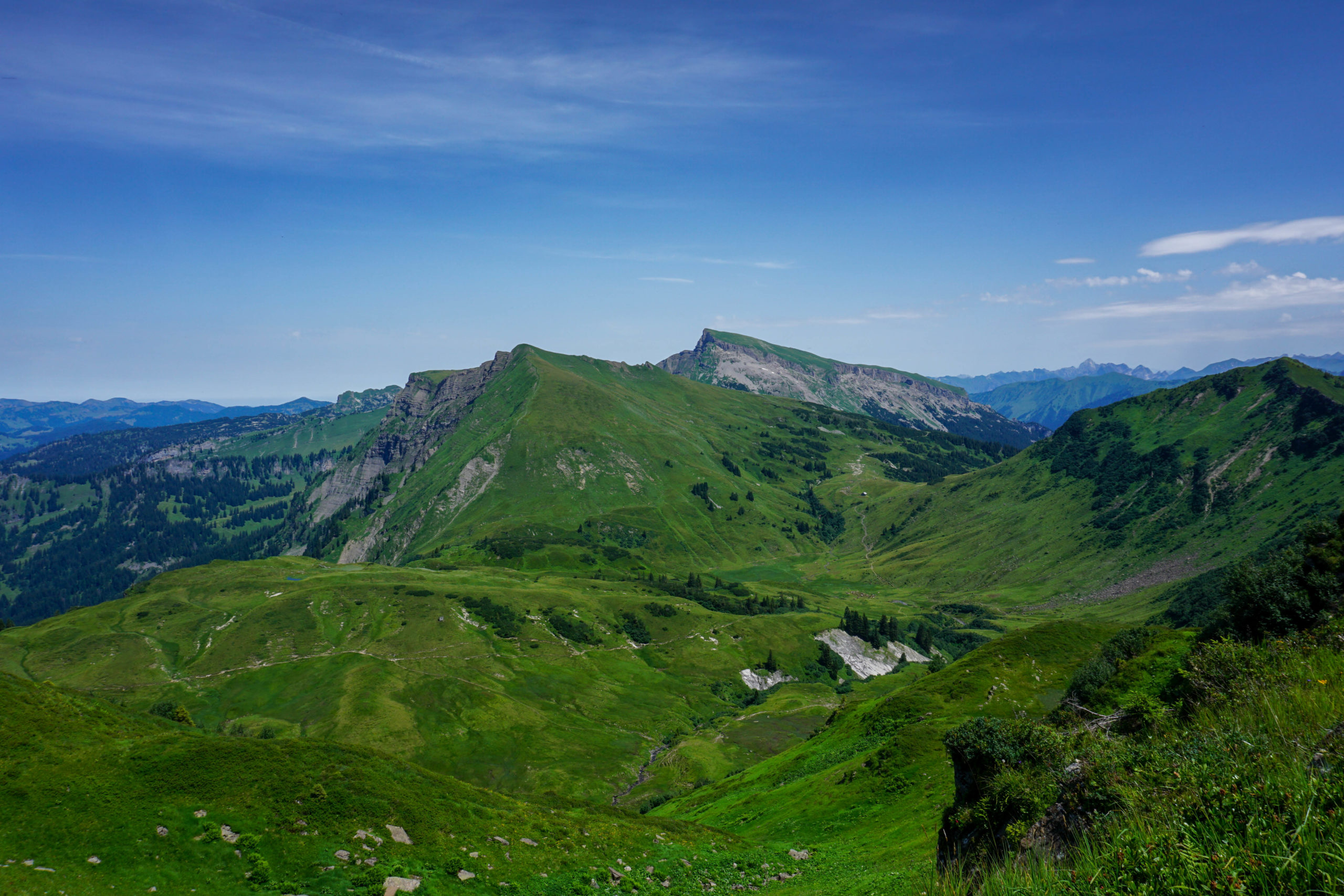 Reiseziel Berge für ein Umgebungswechsel und Entspannung Neue Erlebnisse in den Bergen